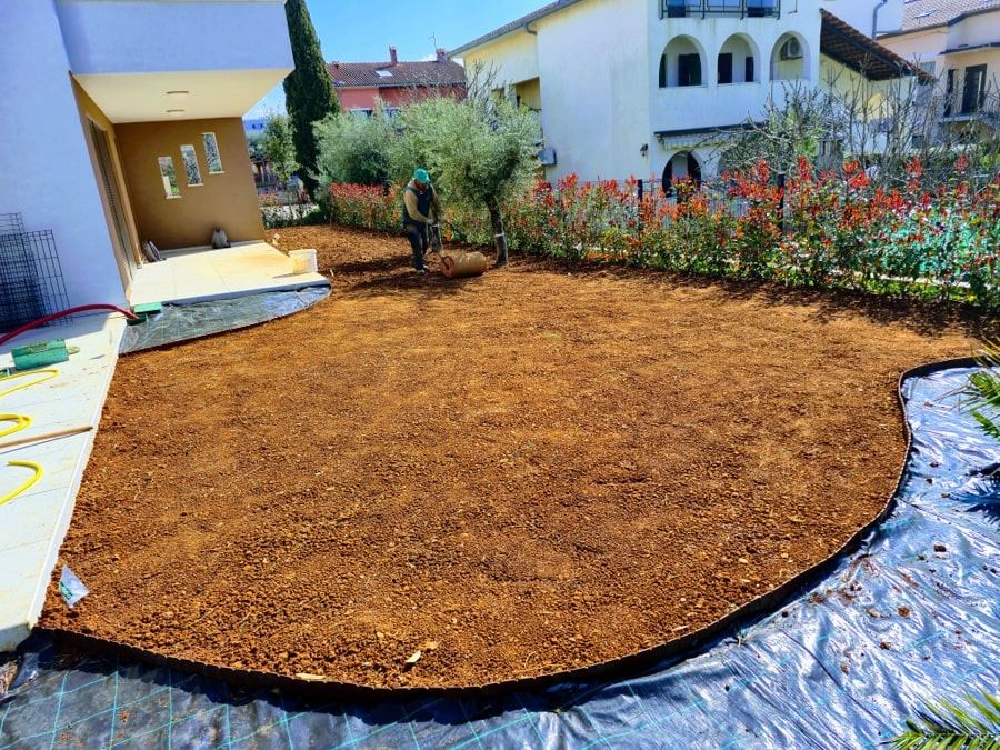 Priprema zakrivljene gredice prema projektu okućnice